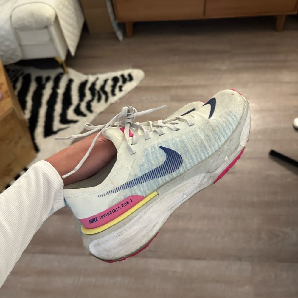 Nike Invincible Run 3